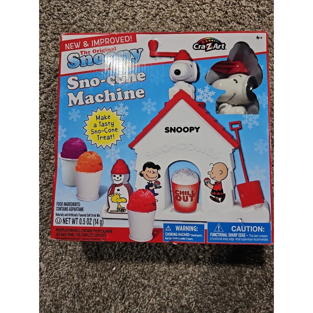Cra-Z-Art The Original Snoopy Sno-cone Machine Peanuts 18260 Sno-Cone Maker